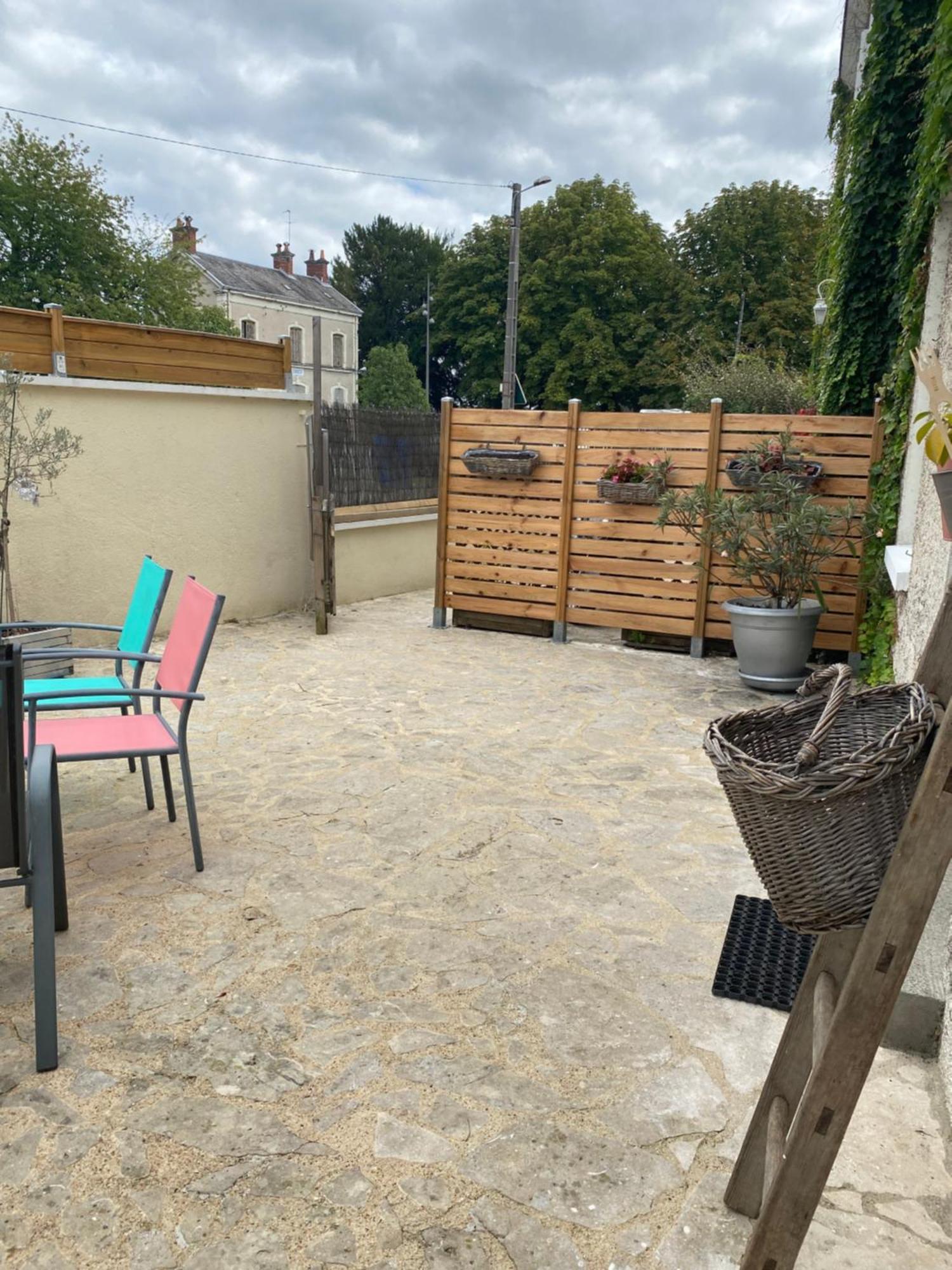 Studio Les Trois Maries Fondettes Proche Tours Exterior photo